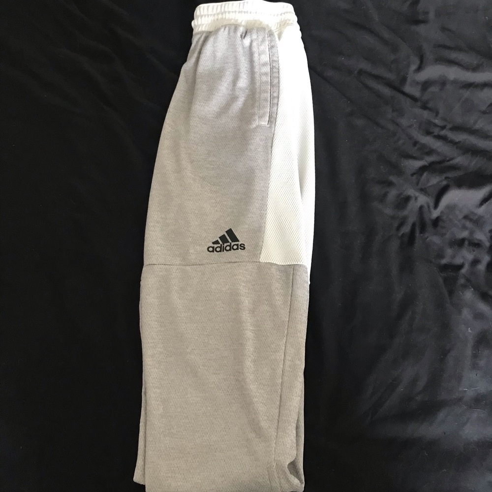 🚩Sold🚩🔥Adidas Joggers🔥 - Picture 4 of 8
